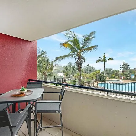 Yeppoon Cbd Furnished Apartment With Pool! Exterior photo